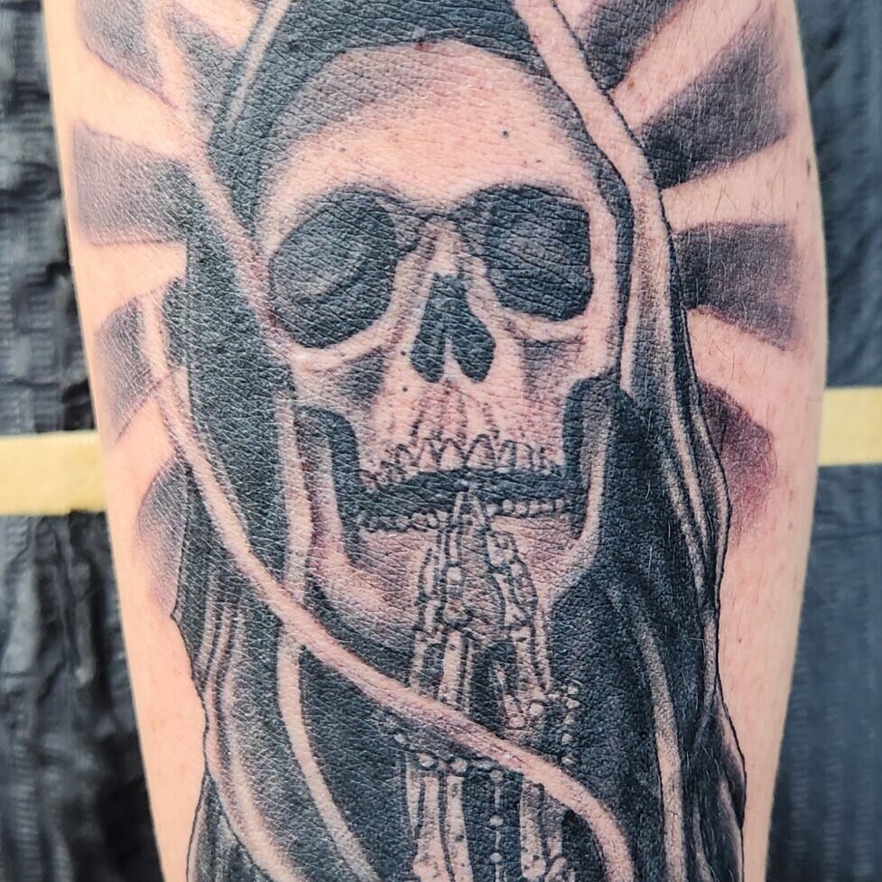 Praying Skeleton Black & Grey Tattoo